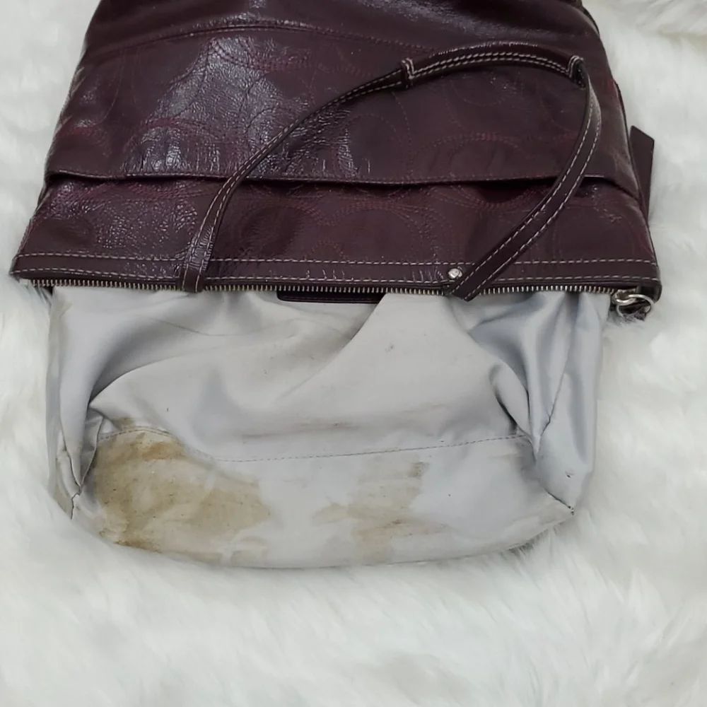 Coach patent leather signature shoulder purse bag cherry color
